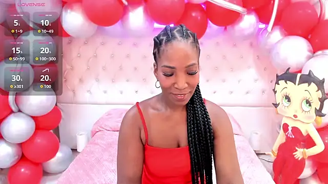 Snapshot of kimmturner chatting on 10-22-25, 12:48 kimmturner online show from 10-22-25, 12:48