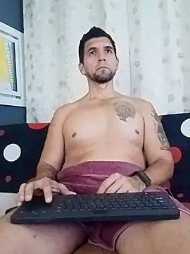 Snapshot of JULESLAKES chatting on 04-07-26, 01:24 JULESLAKES online show from 04-07-26, 01:24