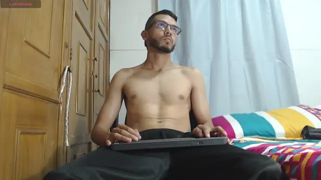 russthiago online show from 05-06-26, 02:10