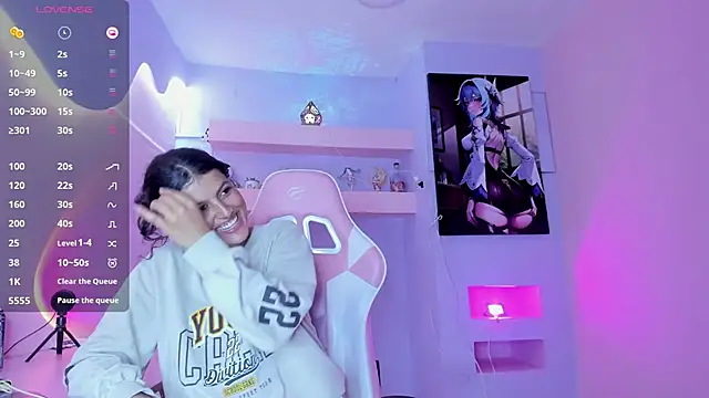 Snapshot of KristinWall chatting on 02-09-25, 08:45 KristinWall online show from 02-09-25, 08:45