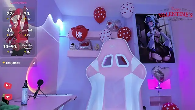 Snapshot of KristinWall chatting on 02-16-25, 11:39 KristinWall online show from 02-16-25, 11:39