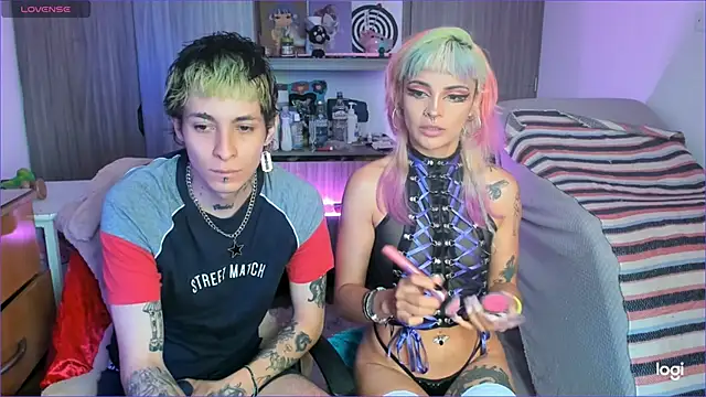 badeyes crazygoat online show from 02-11-26, 06:08