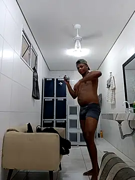 Snapshot of Mailsonp chatting on 02-13-26, 04:40 Mailsonp online show from 02-13-26, 04:40