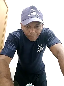 Snapshot of Mailsonp chatting on 02-17-26, 04:48 Mailsonp online show from 02-17-26, 04:48