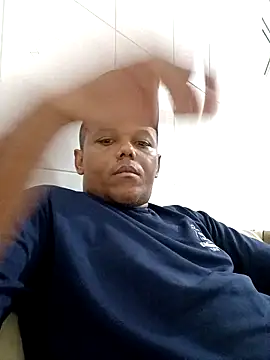 Snapshot of Mailsonp chatting on 02-20-26, 09:28 Mailsonp online show from 02-20-26, 09:28