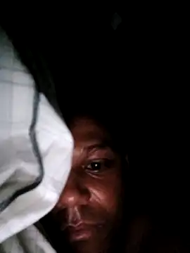 Snapshot of Mailsonp chatting on 02-10-26, 12:37 Mailsonp online show from 02-10-26, 12:37