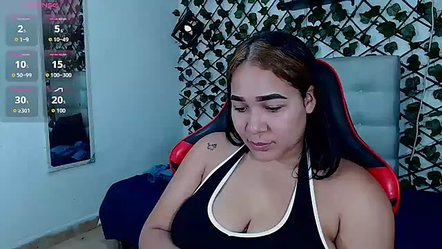 Snapshot of megan_kis9 chatting on 09-18-25, 04:43 megan kis9 online show from 09-18-25, 04:43