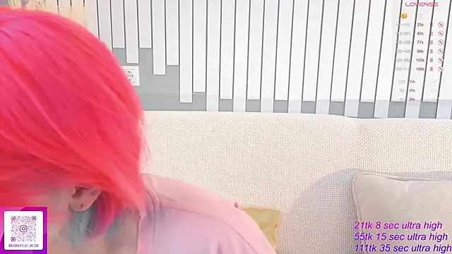   KawaiiYuki   online show from 11-14-25, 06:50