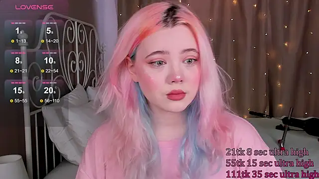 Snapshot of __KawaiiYuki__ chatting on 03-14-25, 08:53 KawaiiYuki online show from 03-14-25, 08:53