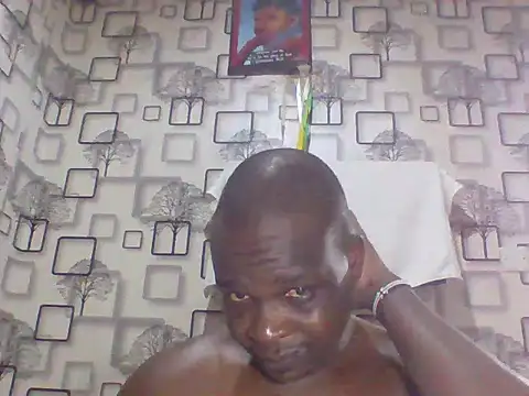 Chumba 001 online show from 04-18-26, 04:53