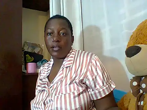 Snapshot of Poisonous_Ivy chatting on 03-01-26, 10:21 Poisonous Ivy online show from 03-01-26, 10:21