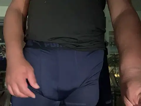 Snapshot of ThickDick_Daddy chatting on 09-16-25, 05:08 ThickDick Daddy online show from 09-16-25, 05:08