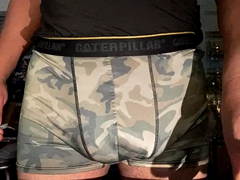 Snapshot of ThickDick_Daddy chatting on 09-10-25, 05:50 ThickDick Daddy online show from 09-10-25, 05:50