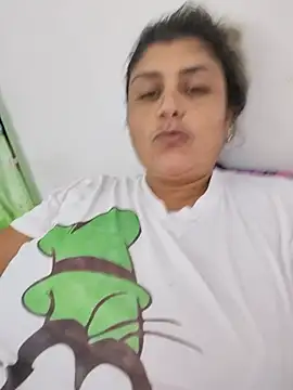Snapshot of AlyDenalioficial chatting on 05-28-26, 05:30 AlyDenalioficial online show from 05-28-26, 05:30