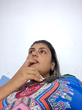 Snapshot of AlyDenalioficial chatting on 11-30-25, 06:19 AlyDenalioficial online show from 11-30-25, 06:19