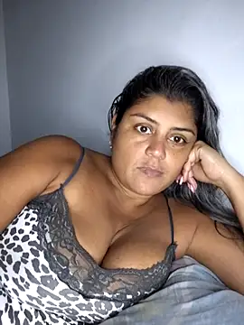 Snapshot of AlyDenalioficial chatting on 10-04-25, 06:09 AlyDenalioficial online show from 10-04-25, 06:09