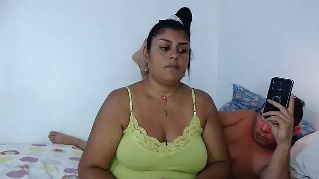 Snapshot of AlyDenalioficial chatting on 03-11-25, 04:07 AlyDenalioficial online show from 03-11-25, 04:07