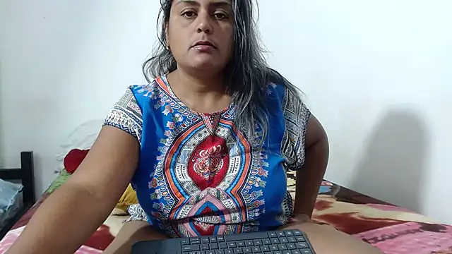 Snapshot of AlyDenalioficial chatting on 09-18-25, 01:47 AlyDenalioficial online show from 09-18-25, 01:47