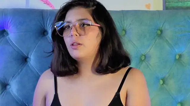 Paola Lyon  online show from 02-14-26, 07:30