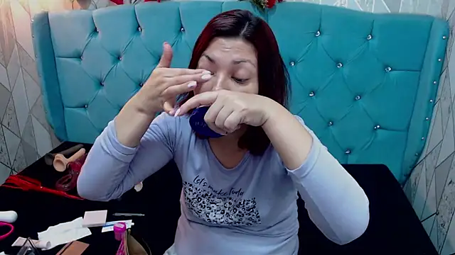 AdaFawxx online show from 03-21-25, 02:50