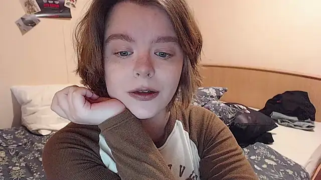 Snapshot of Chmiri_cb chatting on 10-17-25, 11:34 Chmiri cb online show from 10-17-25, 11:34