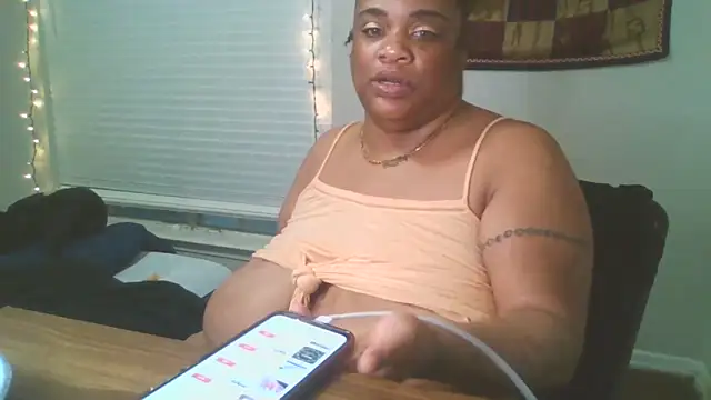 NaughtyHottieBBW online show from 05-15-26, 11:14