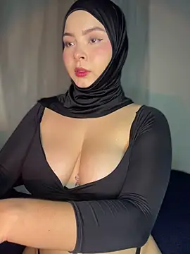 aneesa darzi online show from 11-22-25, 10:52