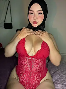 Snapshot of aneesa_darzi chatting on 01-30-25, 10:51 aneesa darzi online show from 01-30-25, 10:51