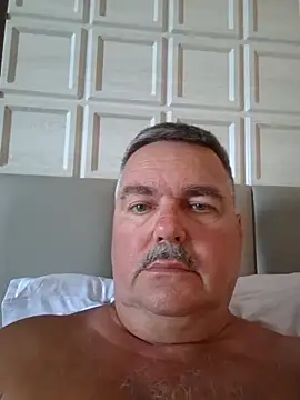 Snapshot of Tbone17 chatting on 05-20-26, 01:41 Tbone17 online show from 05-20-26, 01:41