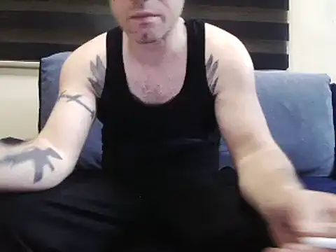 Snapshot of Arabeyes chatting on 05-03-26, 08:23 Arabeyes online show from 05-03-26, 08:23