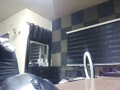 Snapshot of Arabeyes chatting on 06-19-26, 07:41 Arabeyes online show from 06-19-26, 07:41