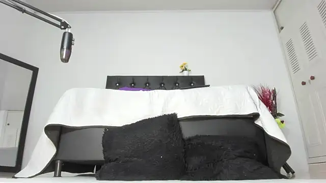 martinaclark online show from 04-14-26, 03:55