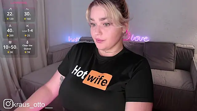 mrs kitty69 online show from 10-13-25, 09:11