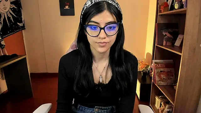 valerie  skyy online show from 02-25-25, 01:09