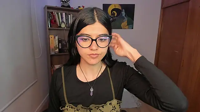 valerie  skyy online show from 12-19-25, 02:59