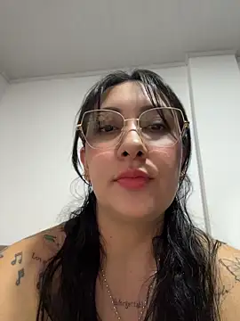 my-kitty online show from 05-05-26, 10:24