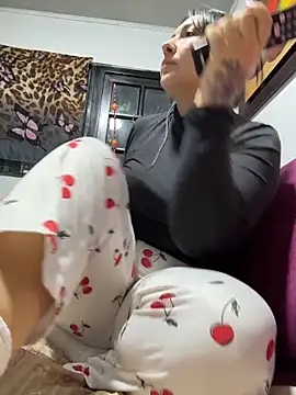 my-kitty online show from 07-02-26, 03:23
