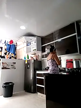 my-kitty online show from 11-21-25, 05:56