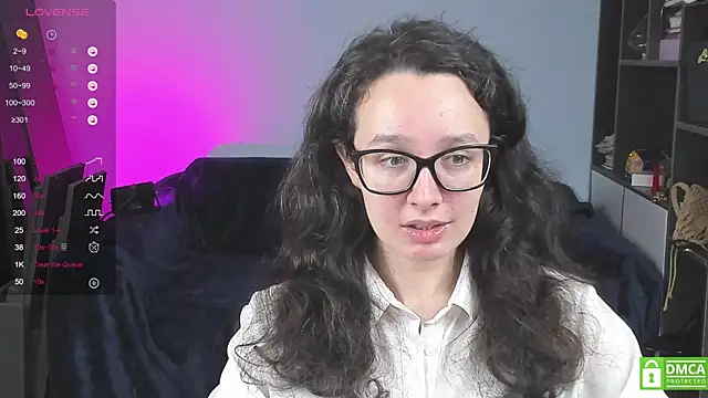 Agatta Smith online show from 07-17-26, 04:32