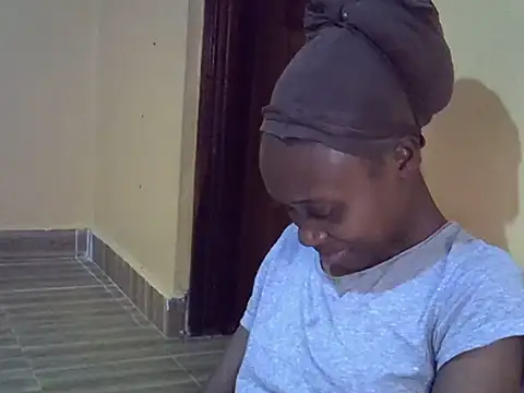 Tanaissa2 online show from 11-24-25, 11:49