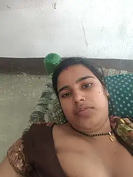 Snapshot of Baby_Muskan chatting on 10-24-25, 05:28 Baby Muskan online show from 10-24-25, 05:28