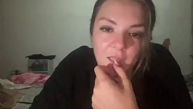 Snapshot of missykat chatting on 06-29-26, 12:06 missykat online show from 06-29-26, 12:06
