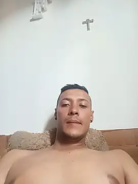 venoso23cm online show from 05-19-26, 06:37