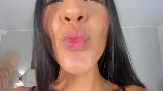 sofi potter  online show from 02-27-26, 10:20