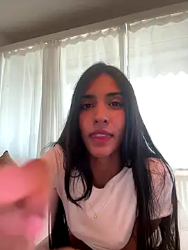 sofi potter  online show from 10-23-25, 08:35