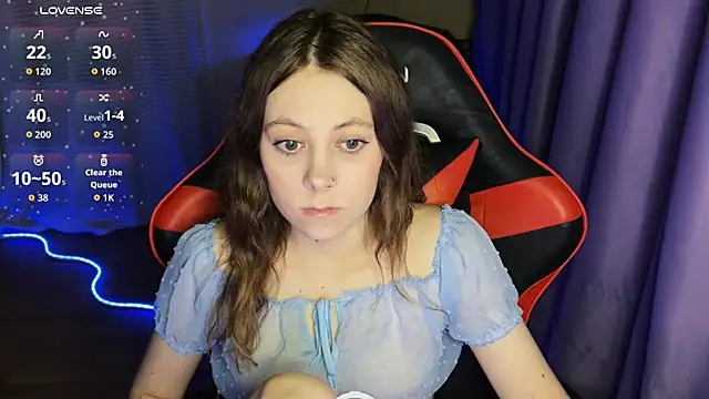 Snapshot of Natural_babe666 chatting on 04-21-26, 10:38 Natural babe666 online show from 04-21-26, 10:38