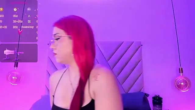 EmmaSwift  online show from 01-19-26, 02:26