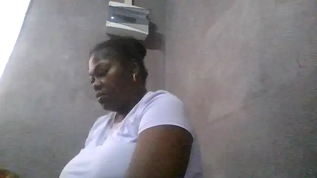 Snapshot of XgeileKutje chatting on 11-18-25, 09:45 XgeileKutje online show from 11-18-25, 09:45