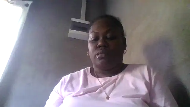 Snapshot of XgeileKutje chatting on 11-10-25, 10:31 XgeileKutje online show from 11-10-25, 10:31