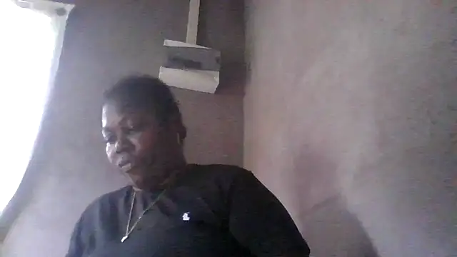 Snapshot of XgeileKutje chatting on 11-22-25, 07:13 XgeileKutje online show from 11-22-25, 07:13